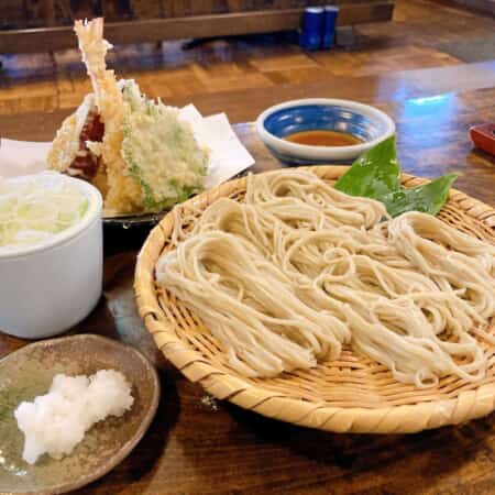 冷やし天ぷらうどん｜泡瀬で寿司・うな重のテイクアウト・デリバリーなら和酒房 山本